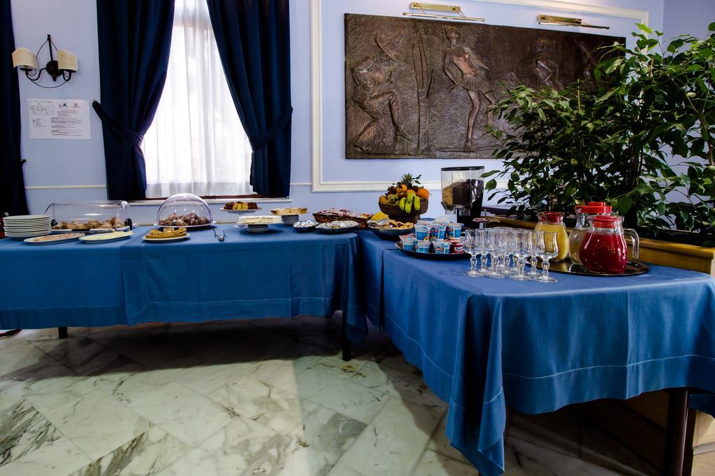 Miramare Hotel 3*